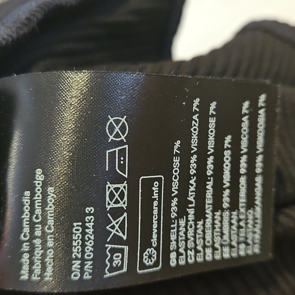 Womens XL black off the shoulder top H&M ribbed - Picture 2 of 3